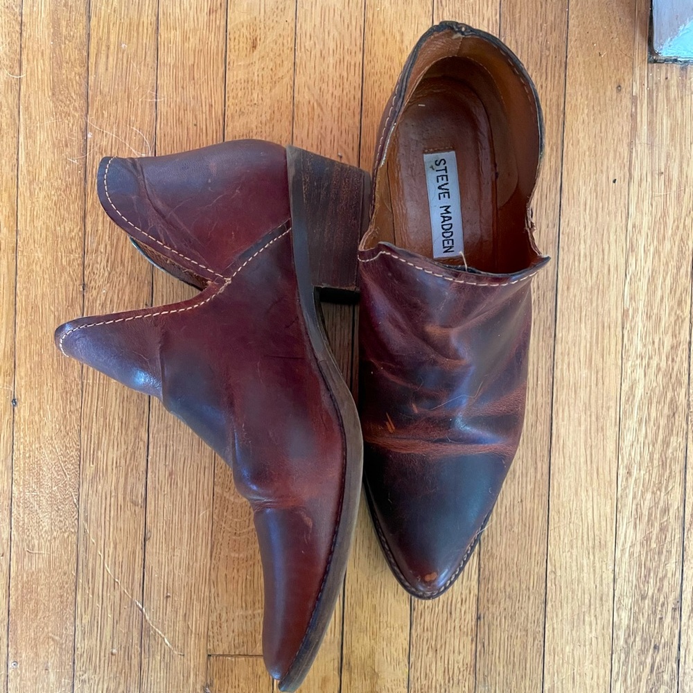 Steve Madden “Austin” ankle bootie